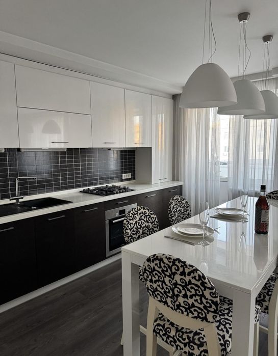 Продам 2-к квартиру с ремонтом на Ак.Вильямса/Королева (3-259-881)