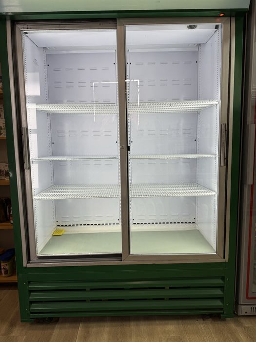 Холодильна шафа подвійна