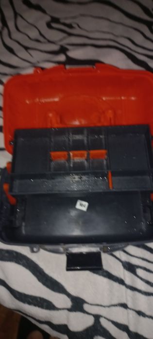 Ящик-органайзер для рибацьких снастей