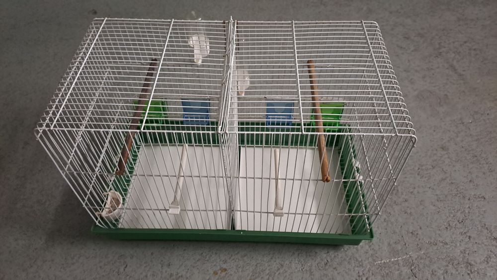 Vendo duas gaiolas novas