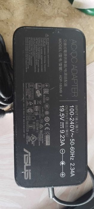 Carregador Asus Rog 180w