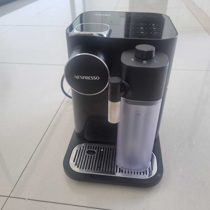 DeLonghi Gran Lattissima Sophisticated Darks