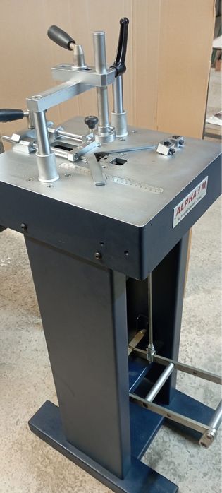 Maquina de agrafar + Máquina de corte