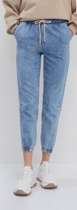 House Joggery z diagonalu XS 34 niebieskie jeans