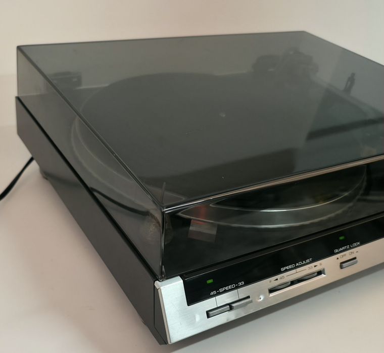 FISHER MT-6355 full automatic direct drive quartz locked gramofon