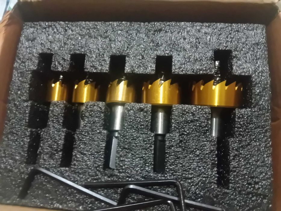 Conjunto de 5 brocas craneanas revestidas até 30mm.  Oferta de envio