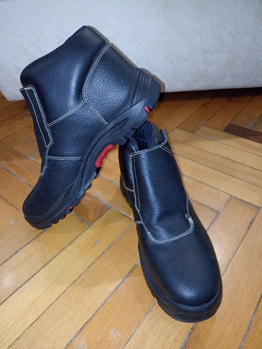 Взуття для зварювальника Delta Plus COBRA4 S3