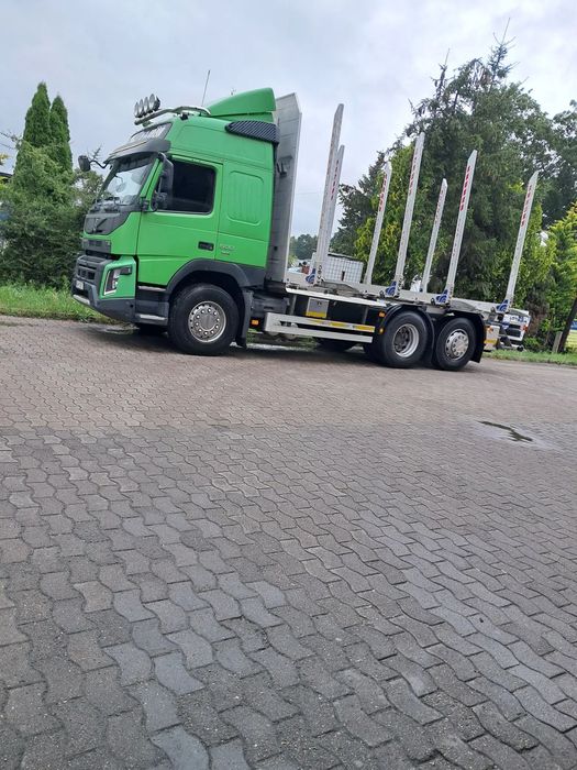 Volvo FMX 500  Volvo FMX ( drewna drzewa lasu zabudowy )