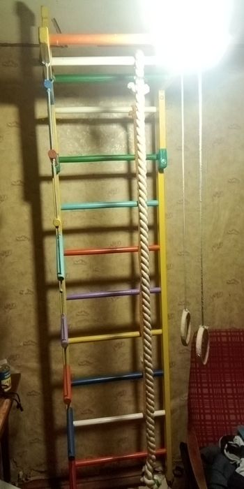 Продам Шведскую стенку