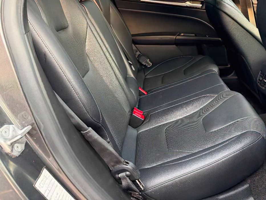 Ford Fusion Titanium      2019