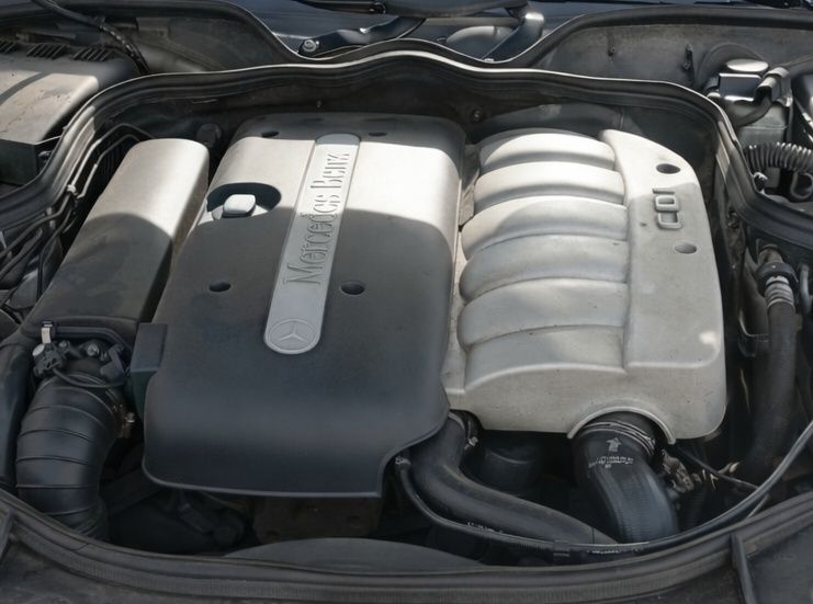 Motor Mercedes E 270 CDI OM647