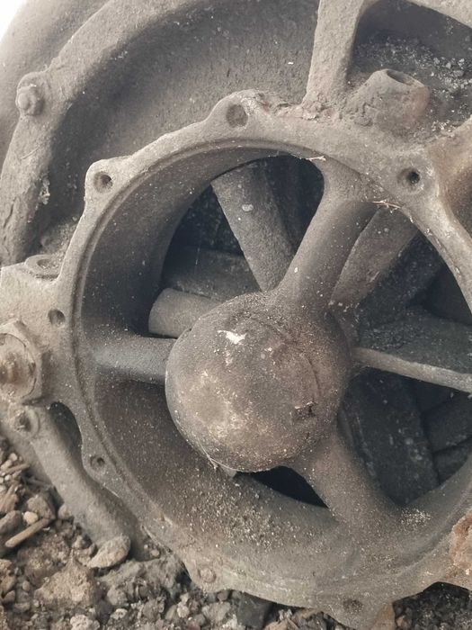 Sprzedam dmuchawę kowalską.