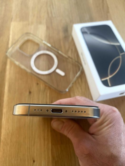 Iphone 16 pro titânio