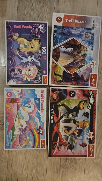 Zestaw mega Puzzle Biedronka Miroculus frozen 200 el  piny 4 szt