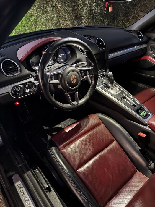 Porche 718 boxter