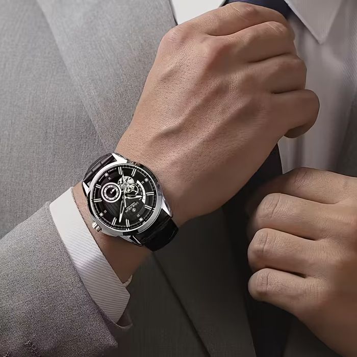 Чоловічий механічний годинник з автопідзаводом