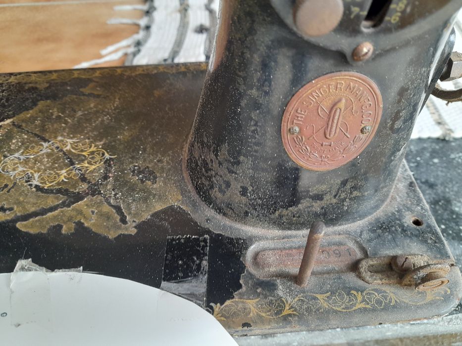 Máquina de costura Singer - só a cabeça anos 40 antiga para decoração