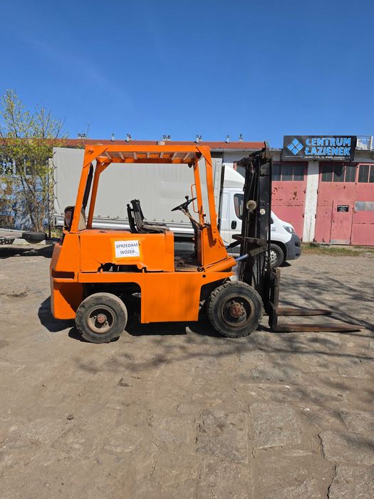 Wózek widłowy DIESEL (silnik mercedes)