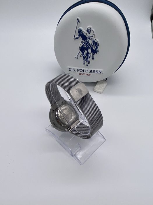 Zegarek damski U.S. Polo Assn. Layla Srebrny klasyczny bransoleta mesh