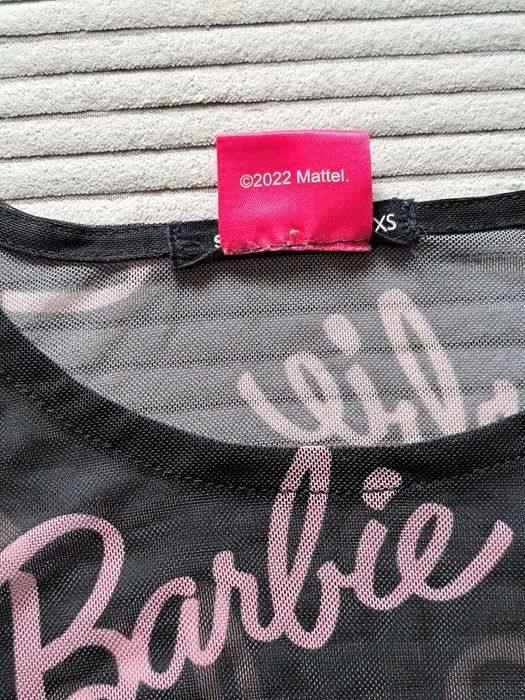 Prześwitujący top Barbie marki Sinsay