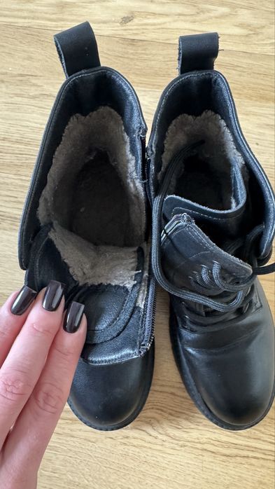 Ботинки зимние. 37размер