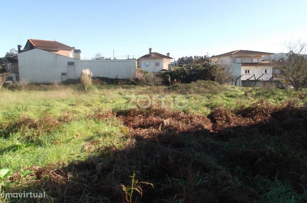 Terreno Urbano em Santiago Riba Ul — Oliveira De Azeméis, Santiago De Riba-Ul, Ul, Macinhata Da Seixa E Madail, Aveiro