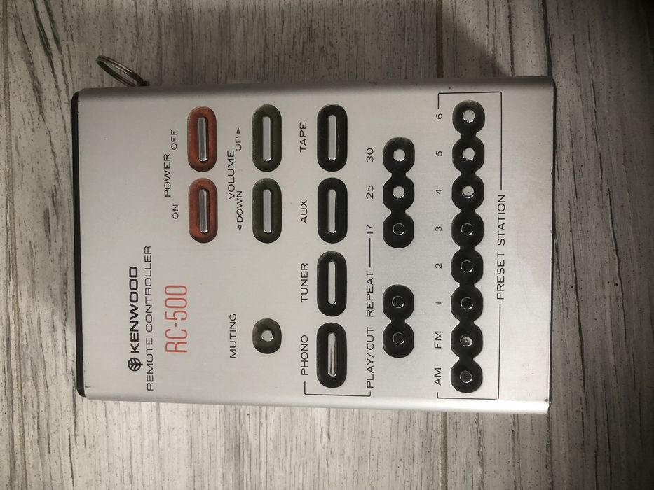 Wieża Kenwood seria 500 z pilotem