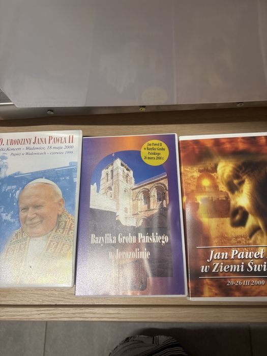 Trzy filmy na kasecie vhs