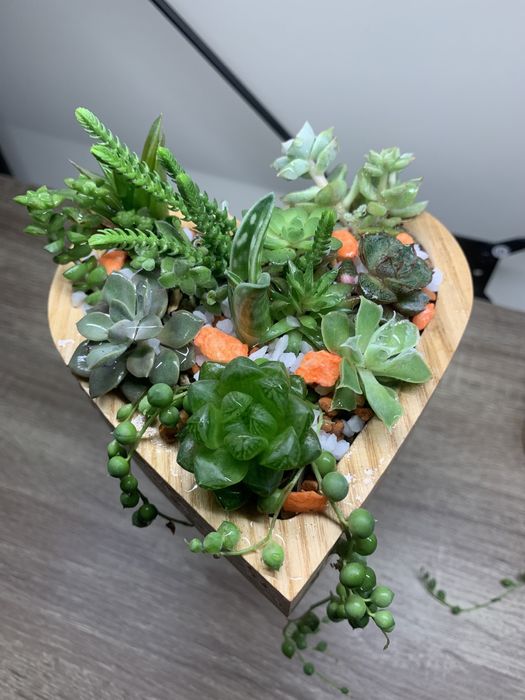 Квітковий подарунок до дня закоханих