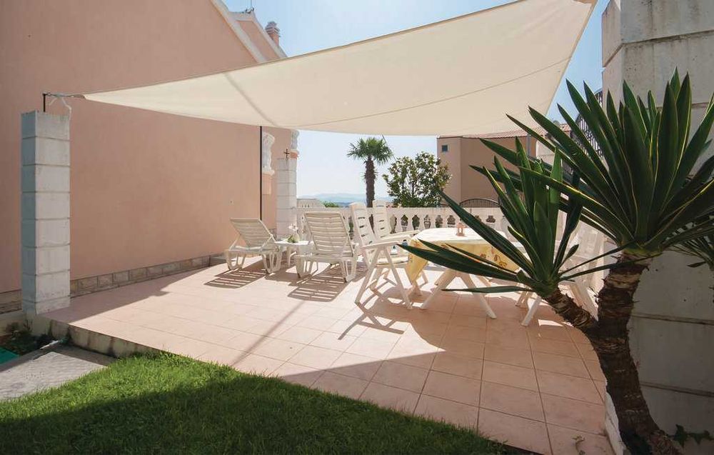 Wakacje, Chorwacja, Vodice, dom dla 10 osób z basenem