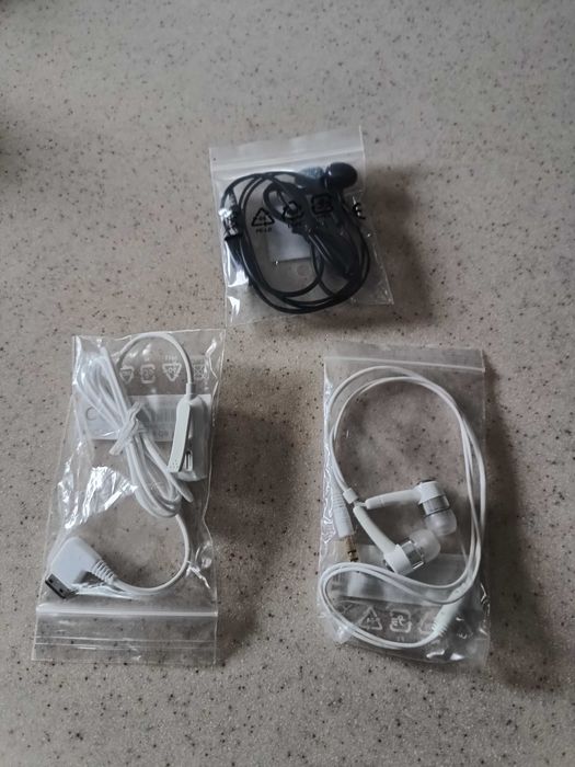 słuchawki przewodowe douszne 2 pary