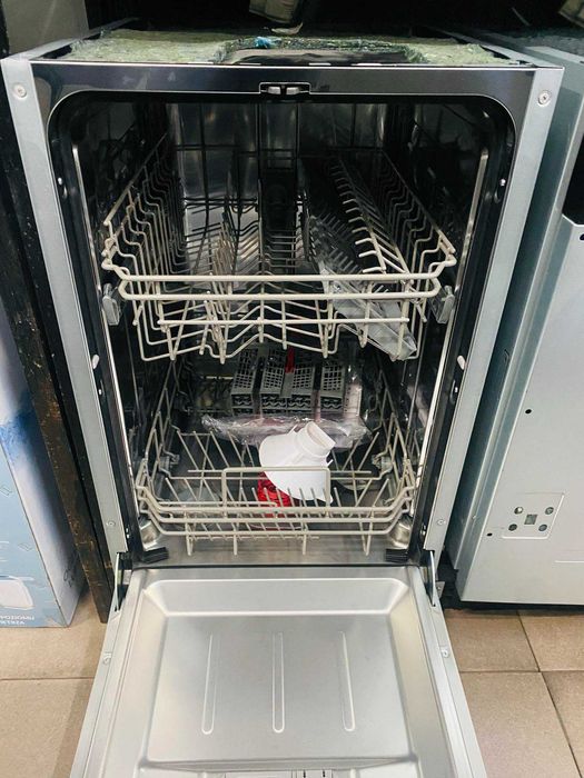 Zmywarka Amica  do zabudowy / Szerokość 45 cm / Ul. Krakowiaków 64