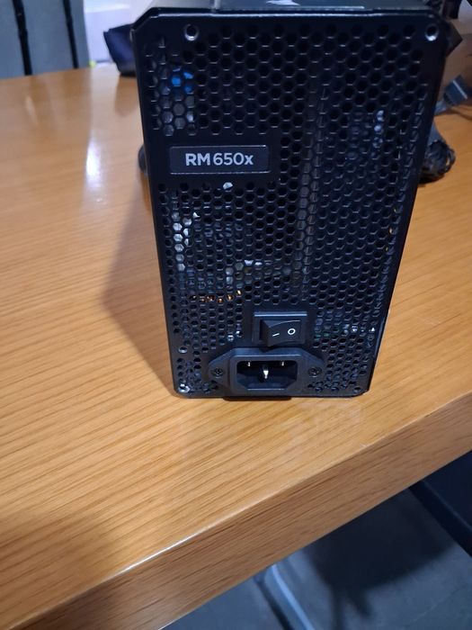 Fonte de alimentacao corsair 650w