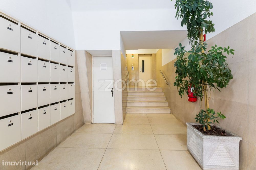 Apartamento T4 com 189m2 em Maximinos - Braga