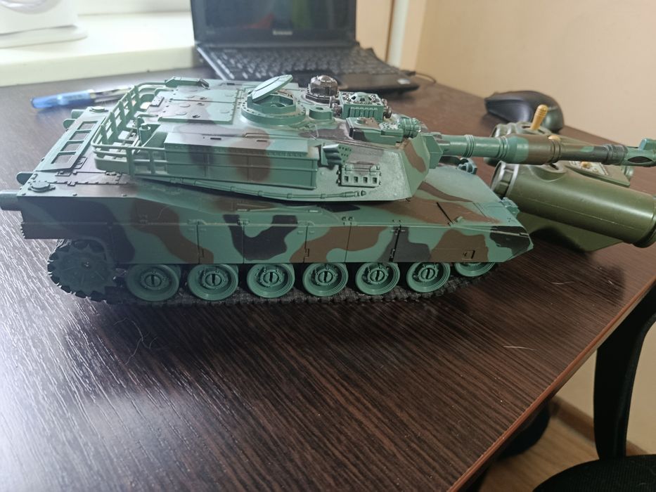 Танк на радіо керуванні