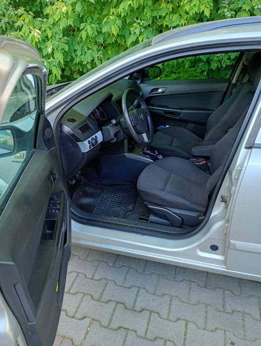 Opel Astra H 1.9CDTI 120KM, 2006r