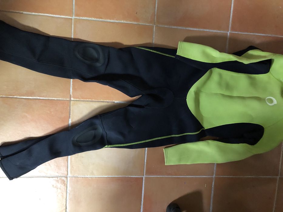Fato de surf 14 anos verde e preto Tribord Oxylane