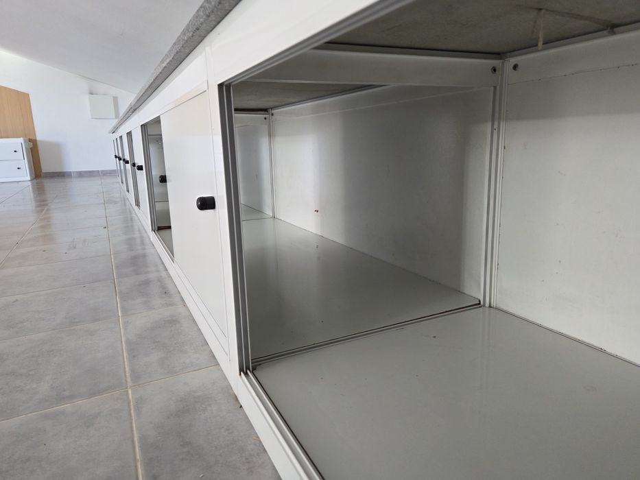 Móvel sala ou sótão