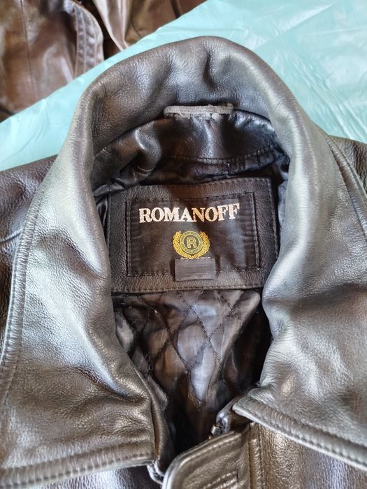 Продам кожаная куртка Romanoff