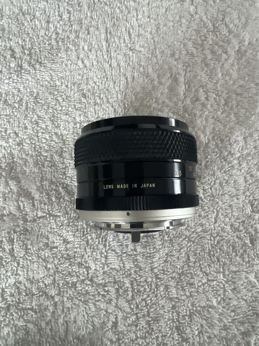 Obiektyw YUS 1:2.8  28mm