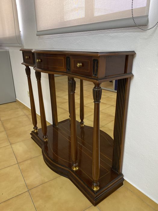 Mesa hall de entrada