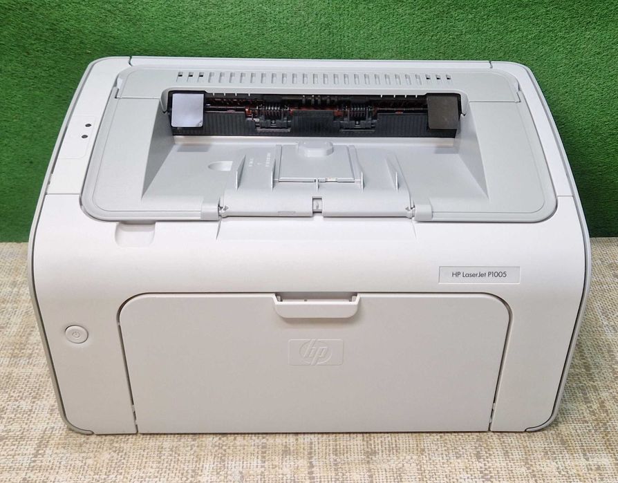 Drukarka laserowa HP P1005 - nowy toner, nowe kable, tylko 1 338 str
