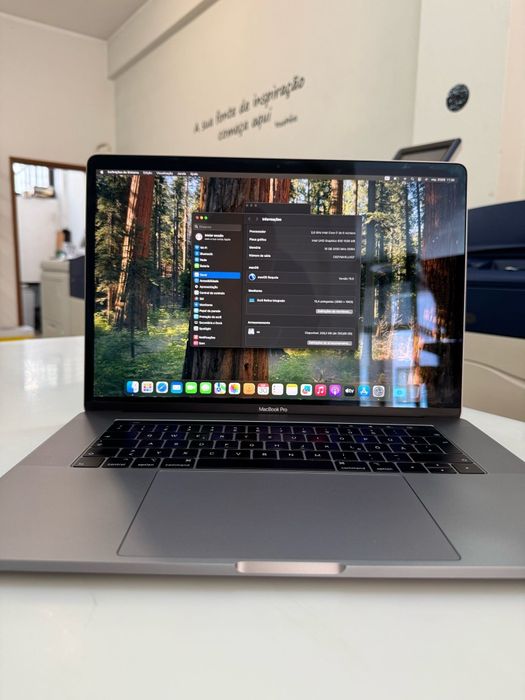 MacBook Pro 2019 Laptop64284474136321121