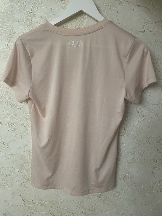 Жіноча футболка UNDER ARMOUR TECH SSV - TWIST Pink , розмір S(M)