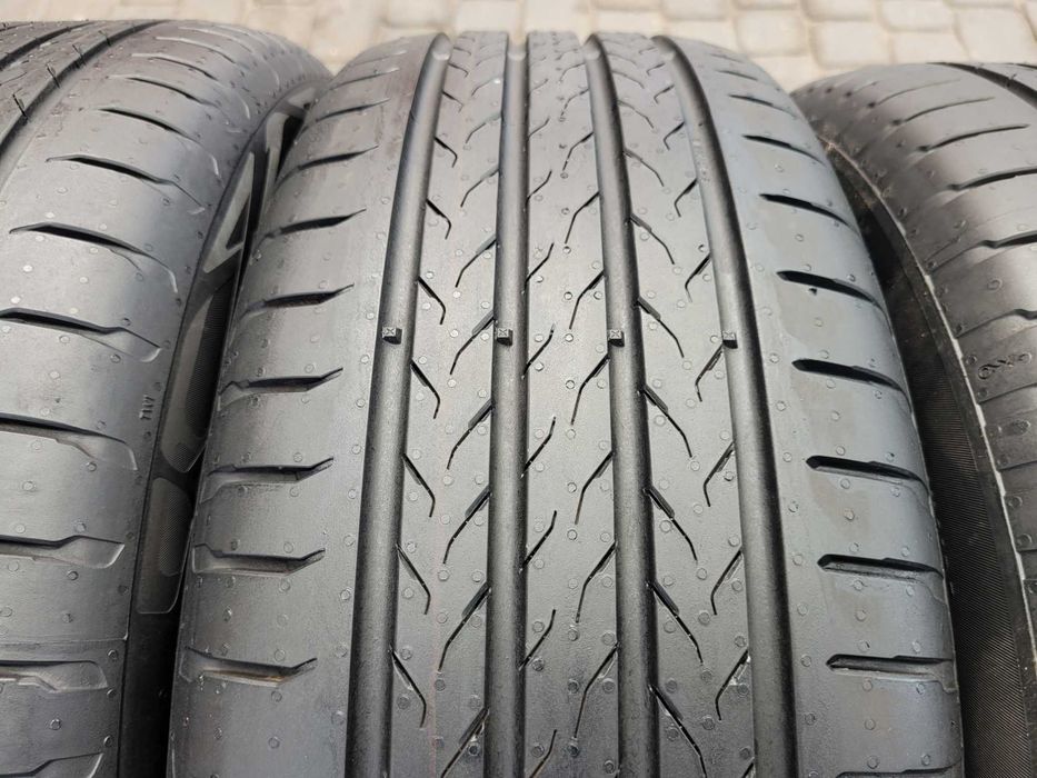 215 / 55  R 18   Continental       Lato / Komplet
