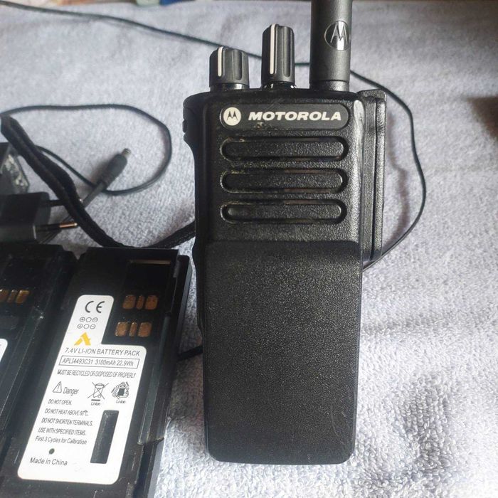 Motorola DP4400e (VHF 136-174) 5W NKP PBER302C AES 256 (ліцензія) Оригінал + додаткова батарея.