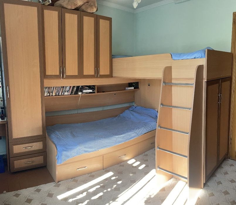 Обмін дитяче ліжко, дитяча стінка