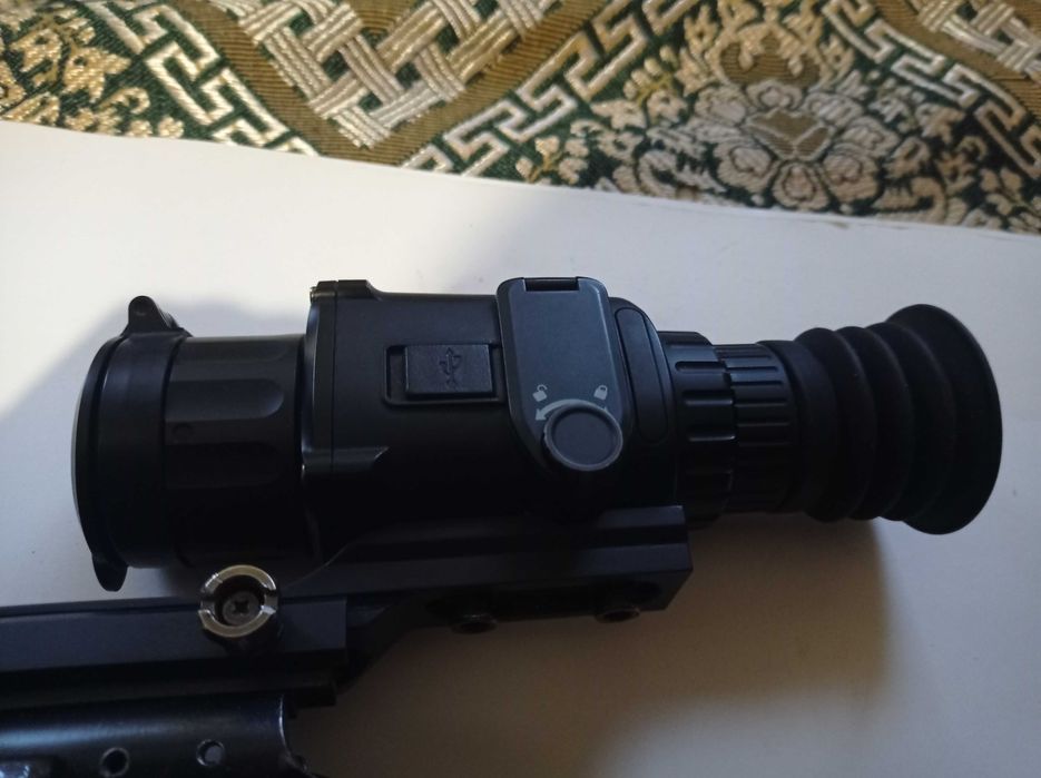 Тепловізор приціл AGM 32000