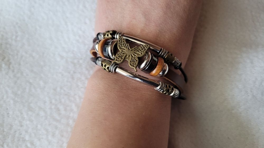 Bransoleta z motylkiem