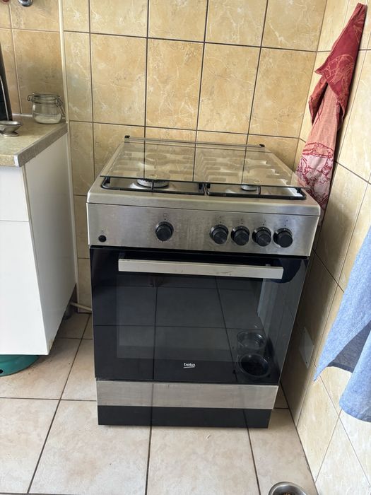 Forno e fogão a gás de botija BEKO